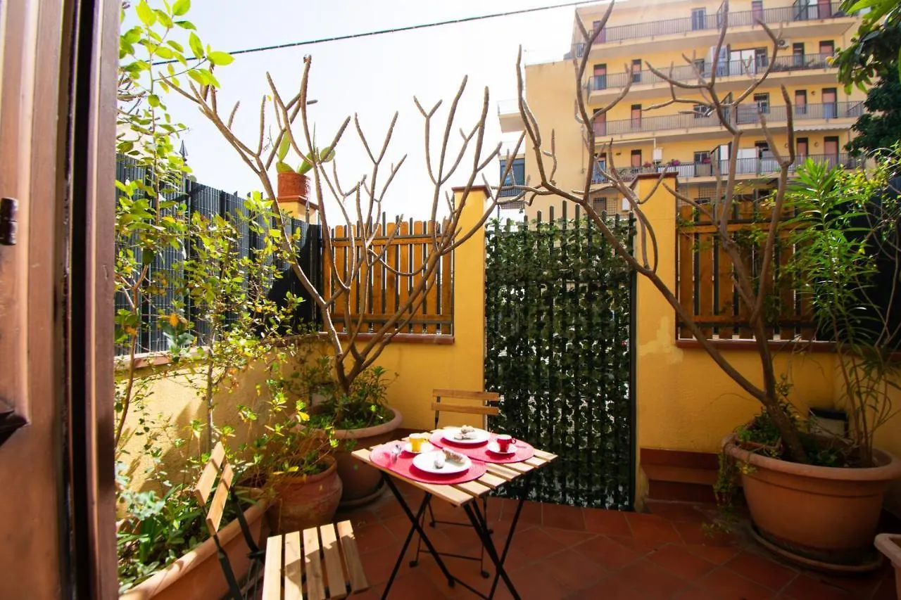 Art House Arenella Con Terrazze By Wonderful Italy contacts